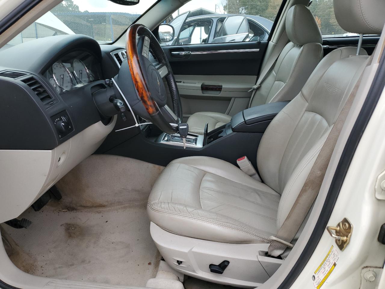 2006 Chrysler 300C VIN: 2C3KA63H86H160145 Lot: 93705495