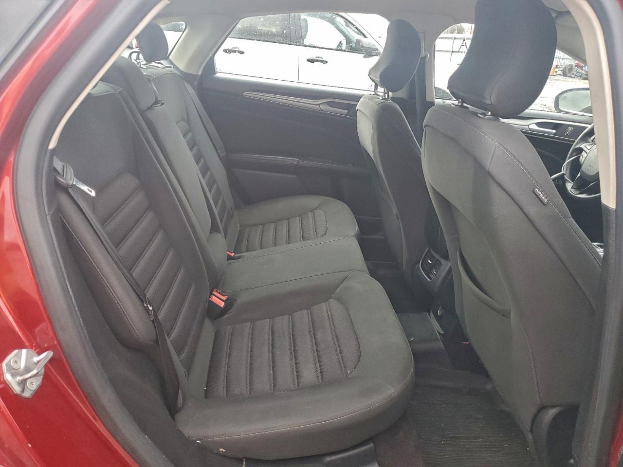 2019 Ford Fusion Se VIN: 3FA6P0LU9KR169186 Lot: 94687085