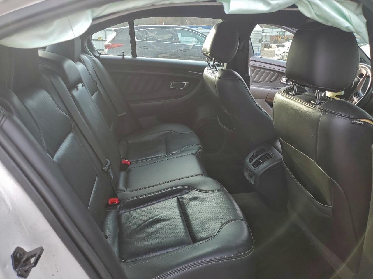 2015 Ford Taurus Limited VIN: 1FAHP2F89FG182536 Lot: 94524505