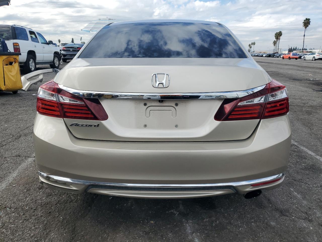 2016 Honda Accord Lx VIN: 1HGCR2F3XGA063421 Lot: 92662255