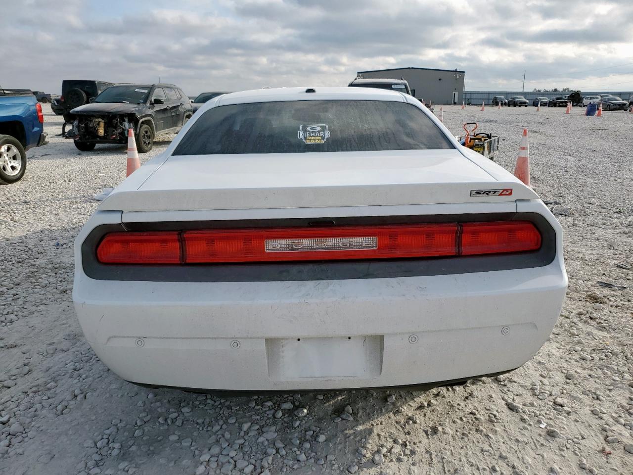 2013 Dodge Challenger Srt-8 VIN: 2C3CDYCJXDH575314 Lot: 93190125