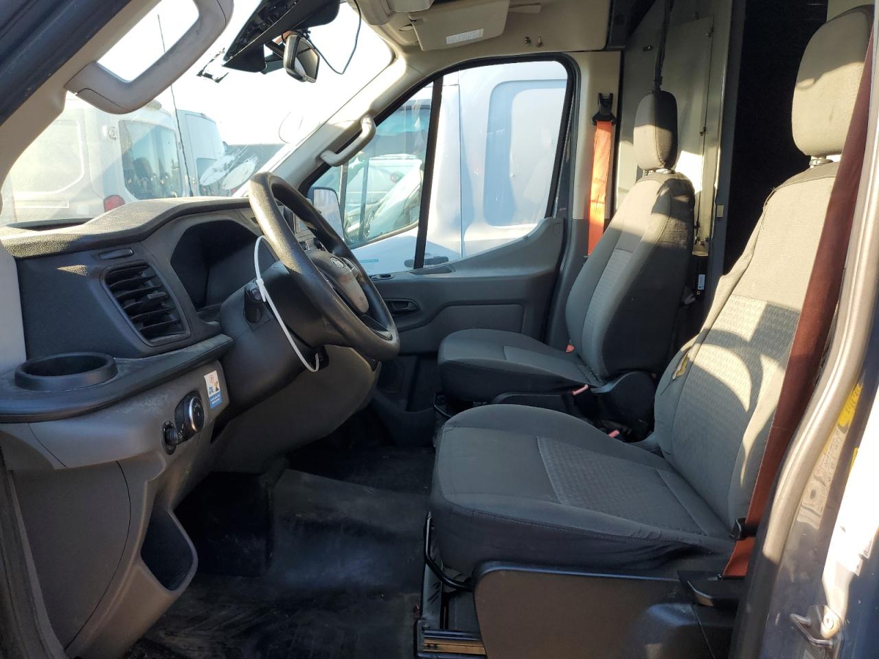 2020 Ford Transit Delivery Van VIN: 1FTBR3X87LKA87223 Lot: 90231555