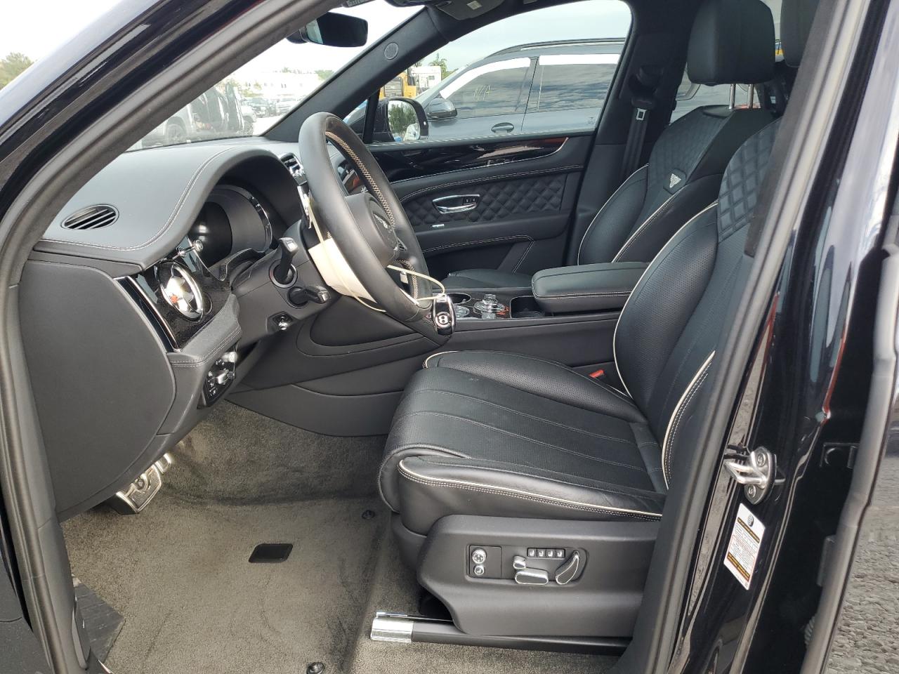 2023 Bentley Bentayga VIN: SJAAT2ZVXPC024421 Lot: 91570395