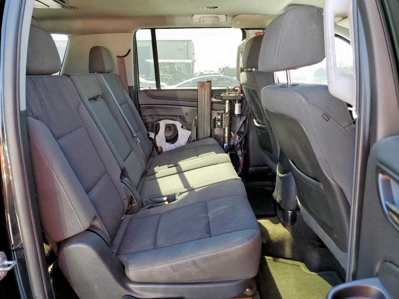 2015 Chevrolet Suburban C1500 Ls VIN: 1GNSCHEC9FR585125 Lot: 92493075