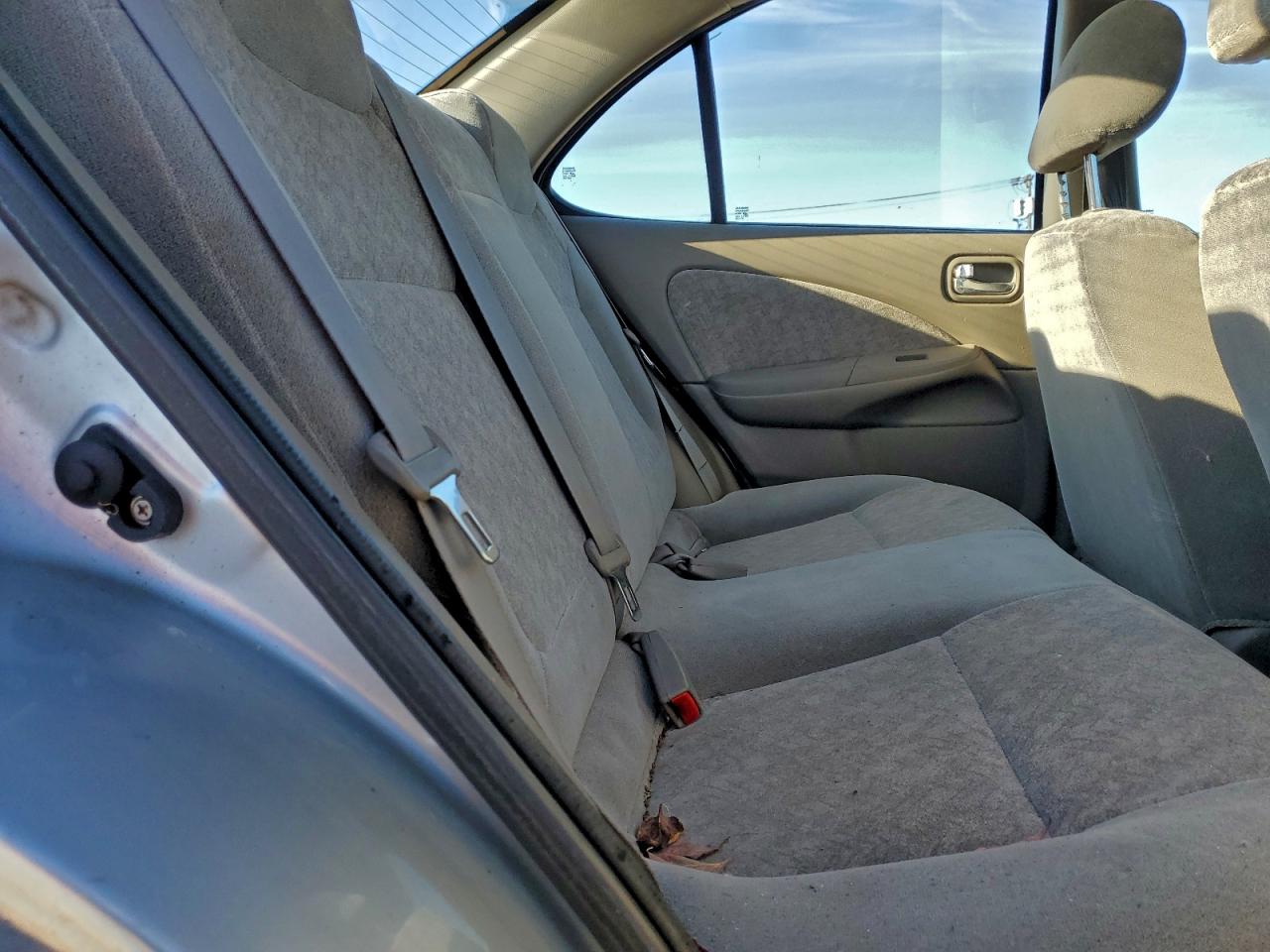 2005 Nissan Sentra Xe VIN: 3N1CB51D82L652380 Lot: 93372345