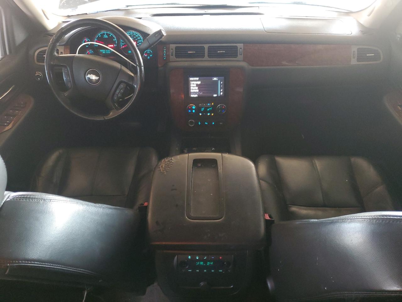 2008 Chevrolet Tahoe C1500 VIN: 1GNFC13J38R140697 Lot: 91306045