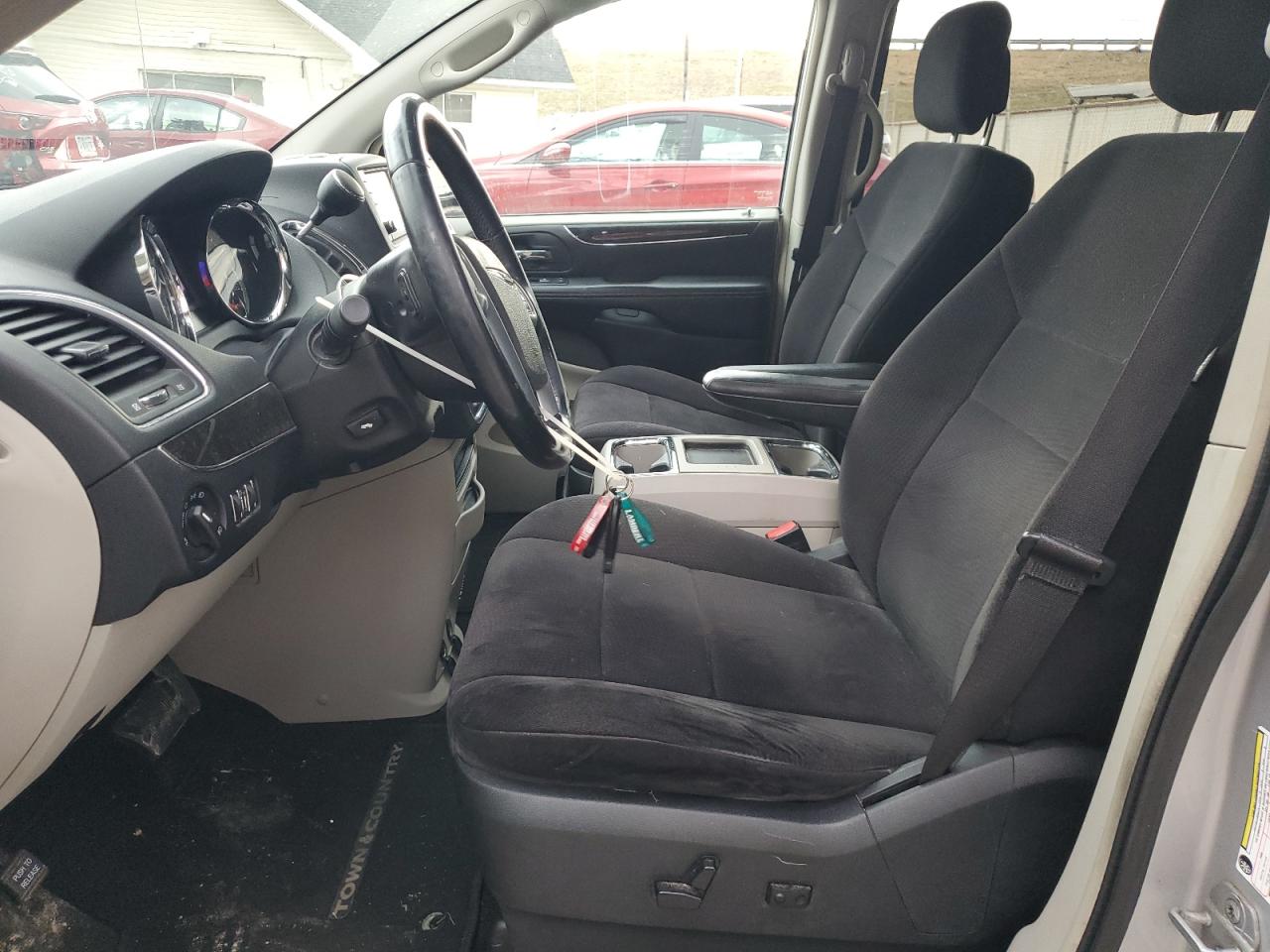 2011 Chrysler Town & Country Touring VIN: 2A4RR5DGXBR604790 Lot: 92842695