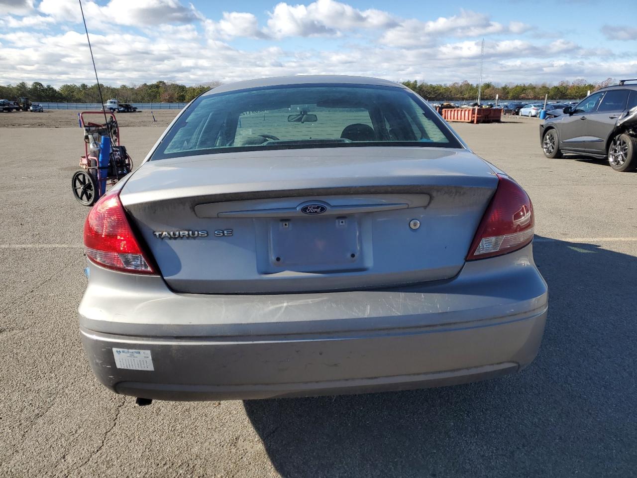 2006 Ford Taurus Se VIN: 1FAFP53U36A162117 Lot: 92591125