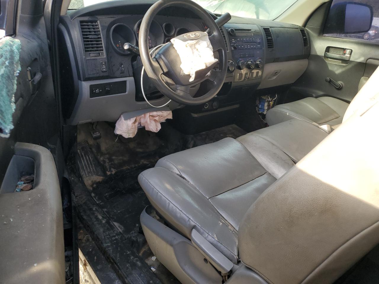 2011 Toyota Tundra VIN: 5TFJU5F16BX004568 Lot: 92507505