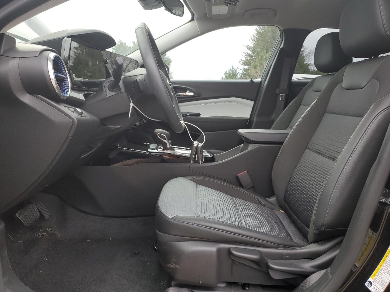 2025 Chevrolet Trax 1Lt VIN: KL77LHEPXSC284715 Lot: 92539375