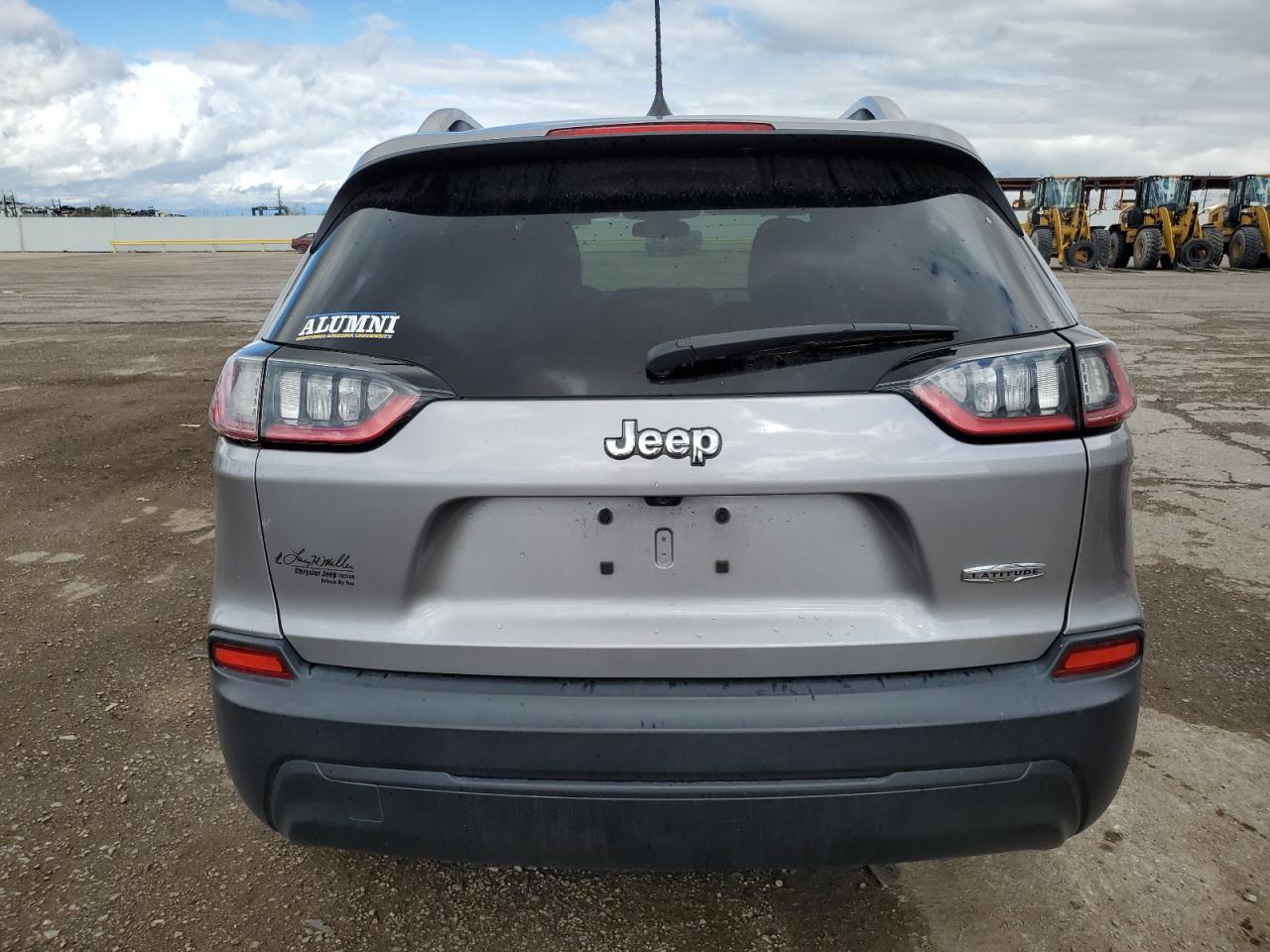 2019 Jeep Cherokee Latitude VIN: 1C4PJLCB0KD376803 Lot: 93527705