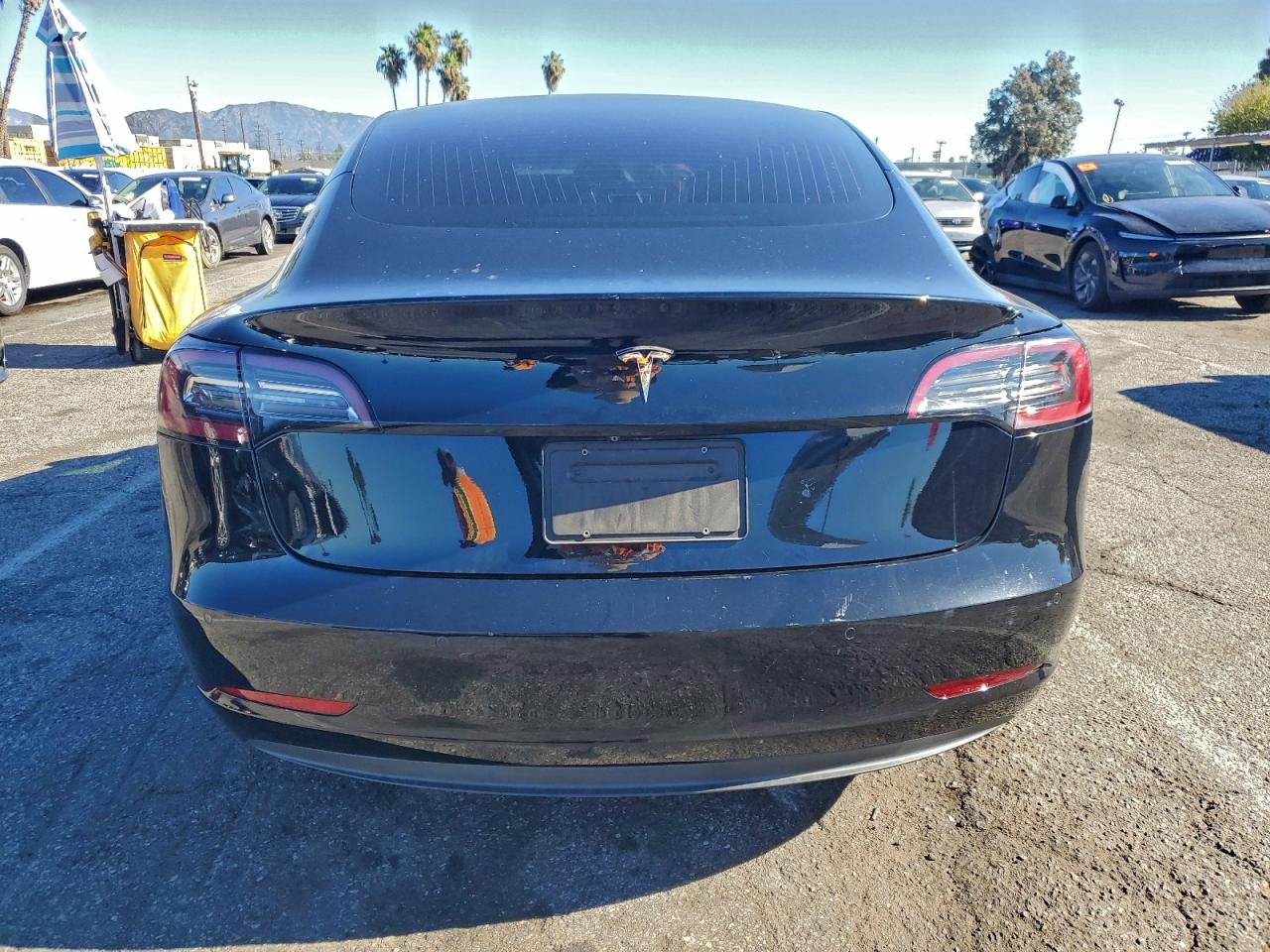 2018 Tesla Model 3 VIN: 5YJ3E1EA3JF173228 Lot: 93717545