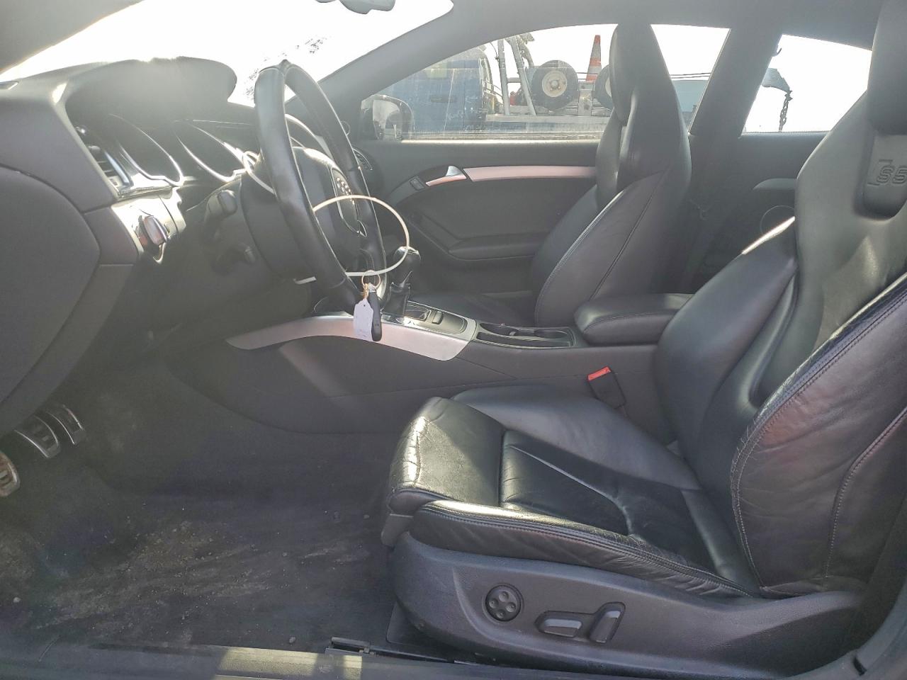 2010 Audi S5 Premium Plus VIN: WAUGVBFR6AA002247 Lot: 93073935