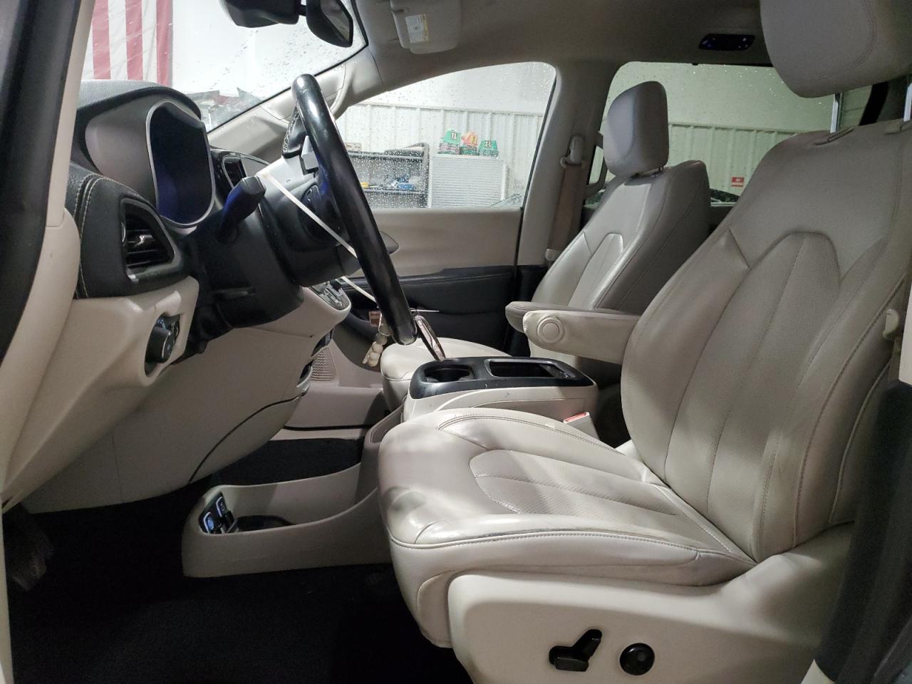 2021 Chrysler Pacifica Hybrid Touring L VIN: 2C4RC1L78MR603013 Lot: 90732065