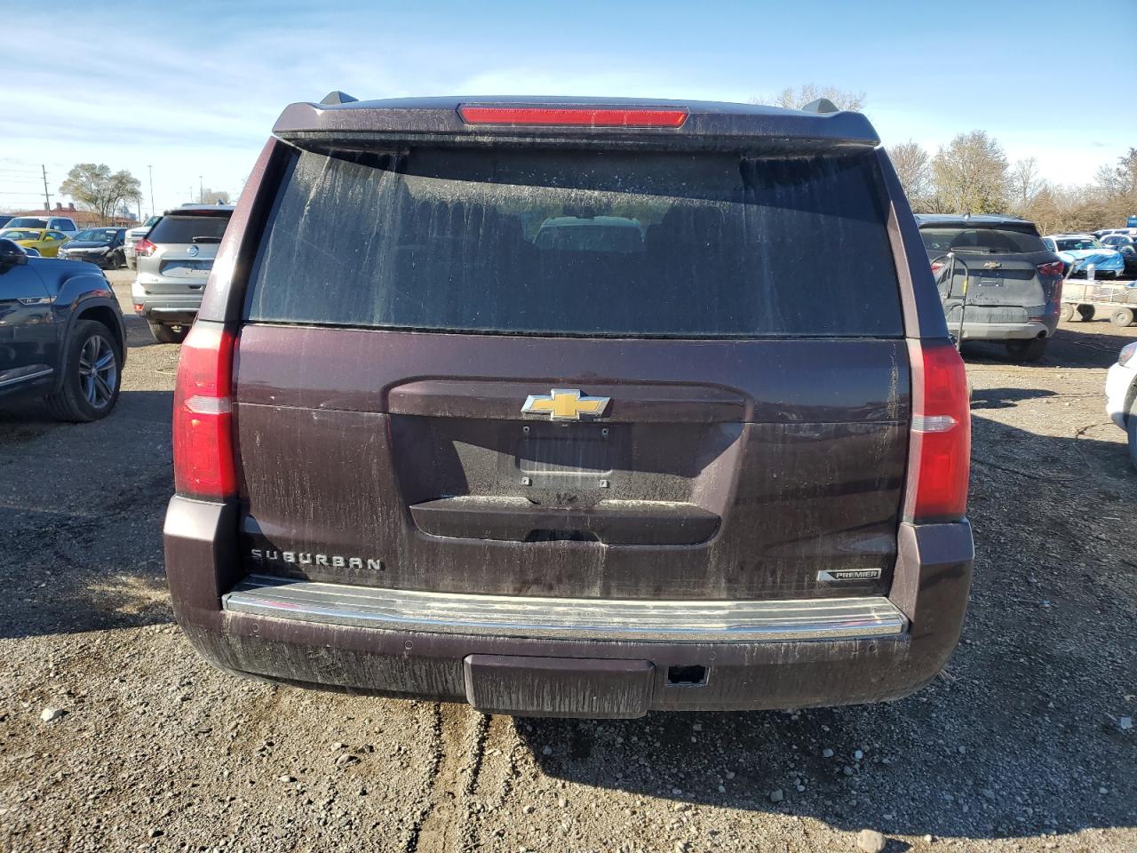 2017 Chevrolet Suburban K1500 Premier VIN: 1GNSKJKC4HR329265 Lot: 90828535