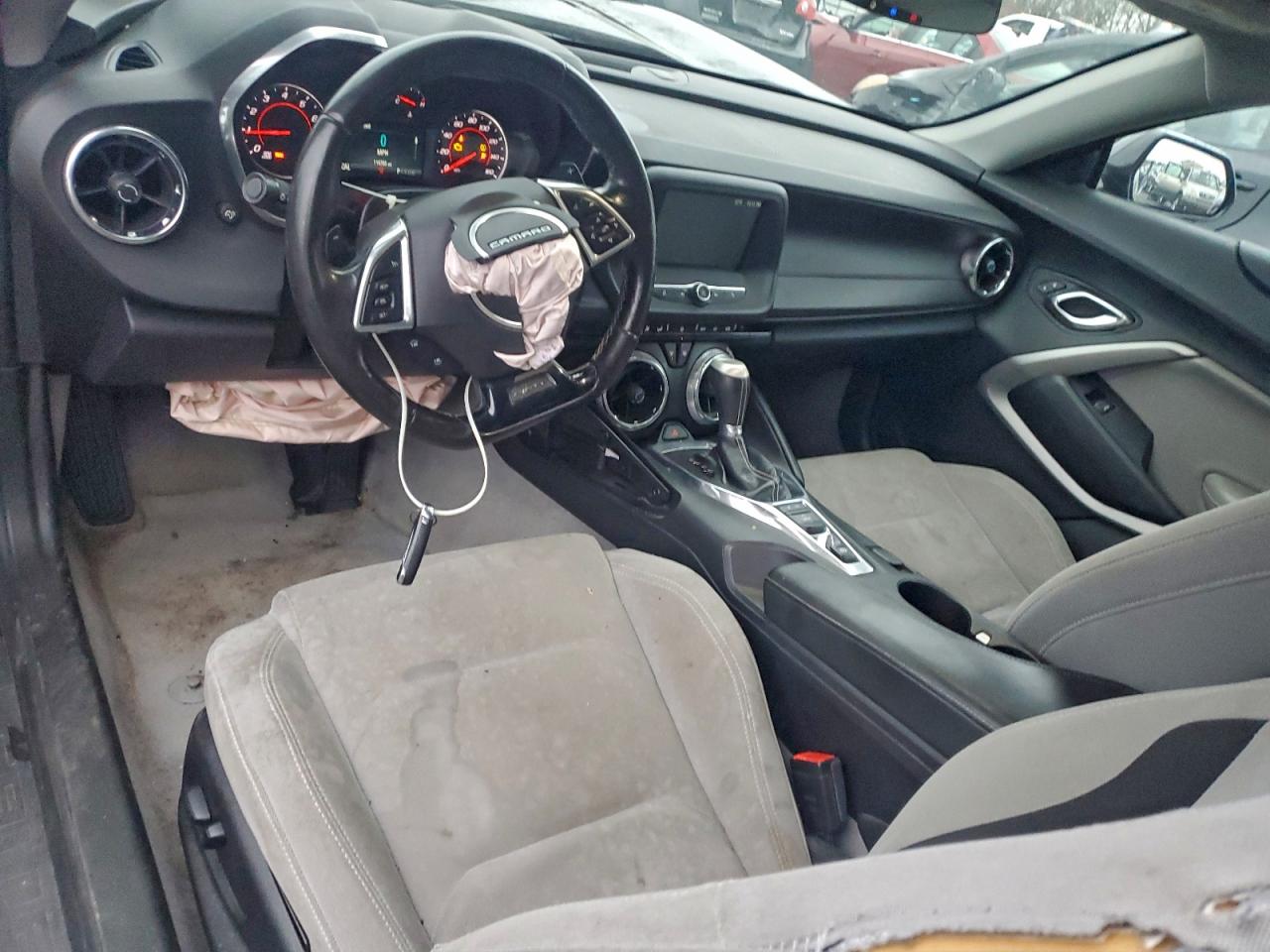 2017 Chevrolet Camaro Lt VIN: 1G1FB1RX0H0134117 Lot: 93056355