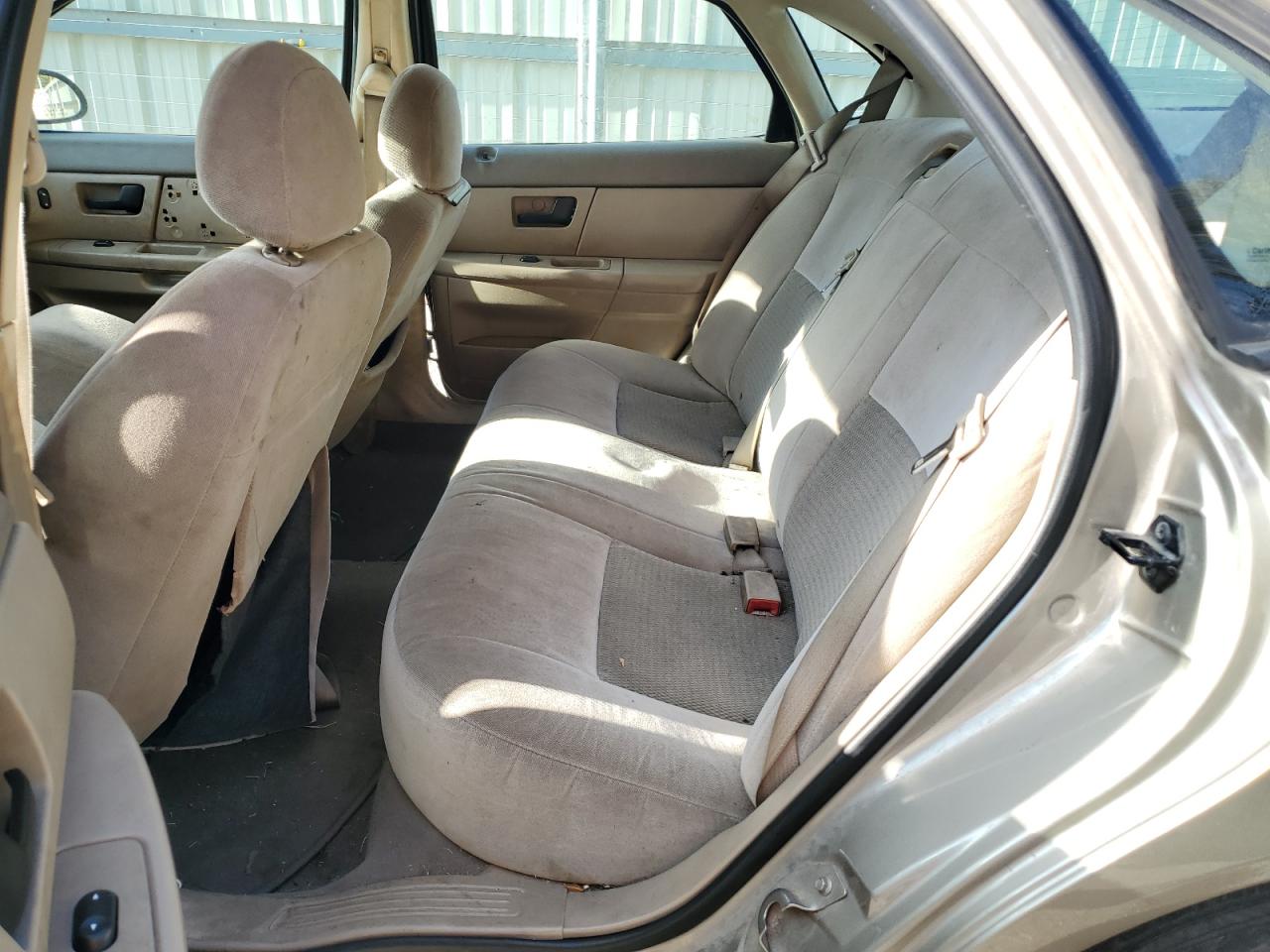 2007 Ford Taurus Se VIN: 1FAFP53U67A138766 Lot: 92628585