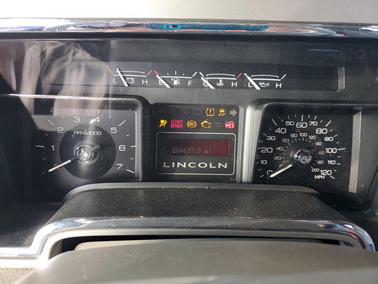 2010 Lincoln Navigator VIN: 5LMJJ2J50AEJ10924 Lot: 93597925