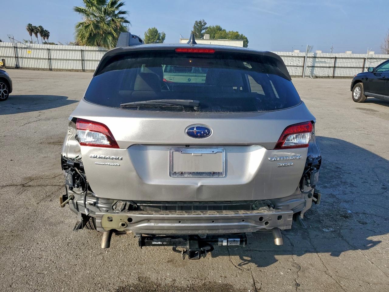 2018 Subaru Outback 3.6R Limited VIN: 4S4BSENC4J3344168 Lot: 93935725