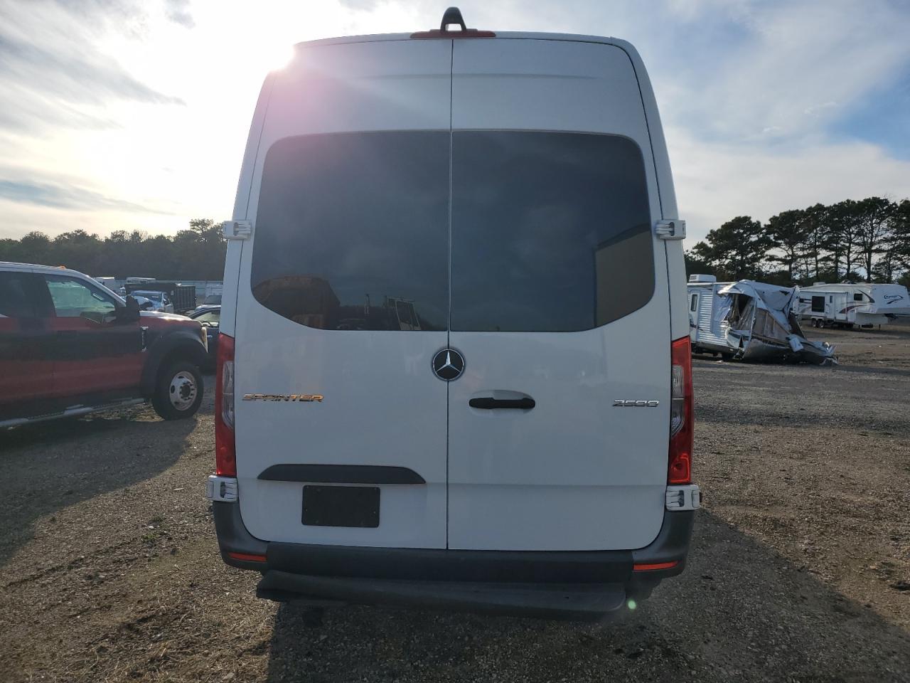 2021 Mercedes-Benz Sprinter 2500 VIN: W1Y4EBHY8MT068183 Lot: 92831155