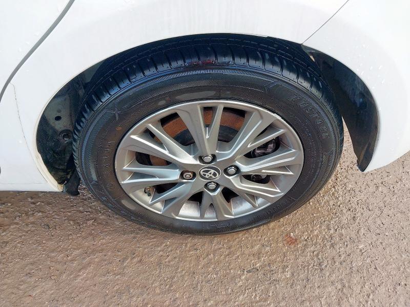 2017 TOYOTA YARIS 1.5 HYBRID ICON TECH 5DR CVT