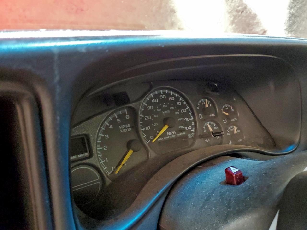 2001 Chevrolet Silverado K1500 VIN: 1GCEK14V01Z137206 Lot: 94461315