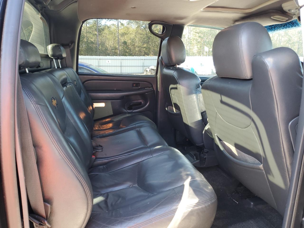 2002 Chevrolet Avalanche C1500 VIN: 3GNEC13T22G348607 Lot: 92399055