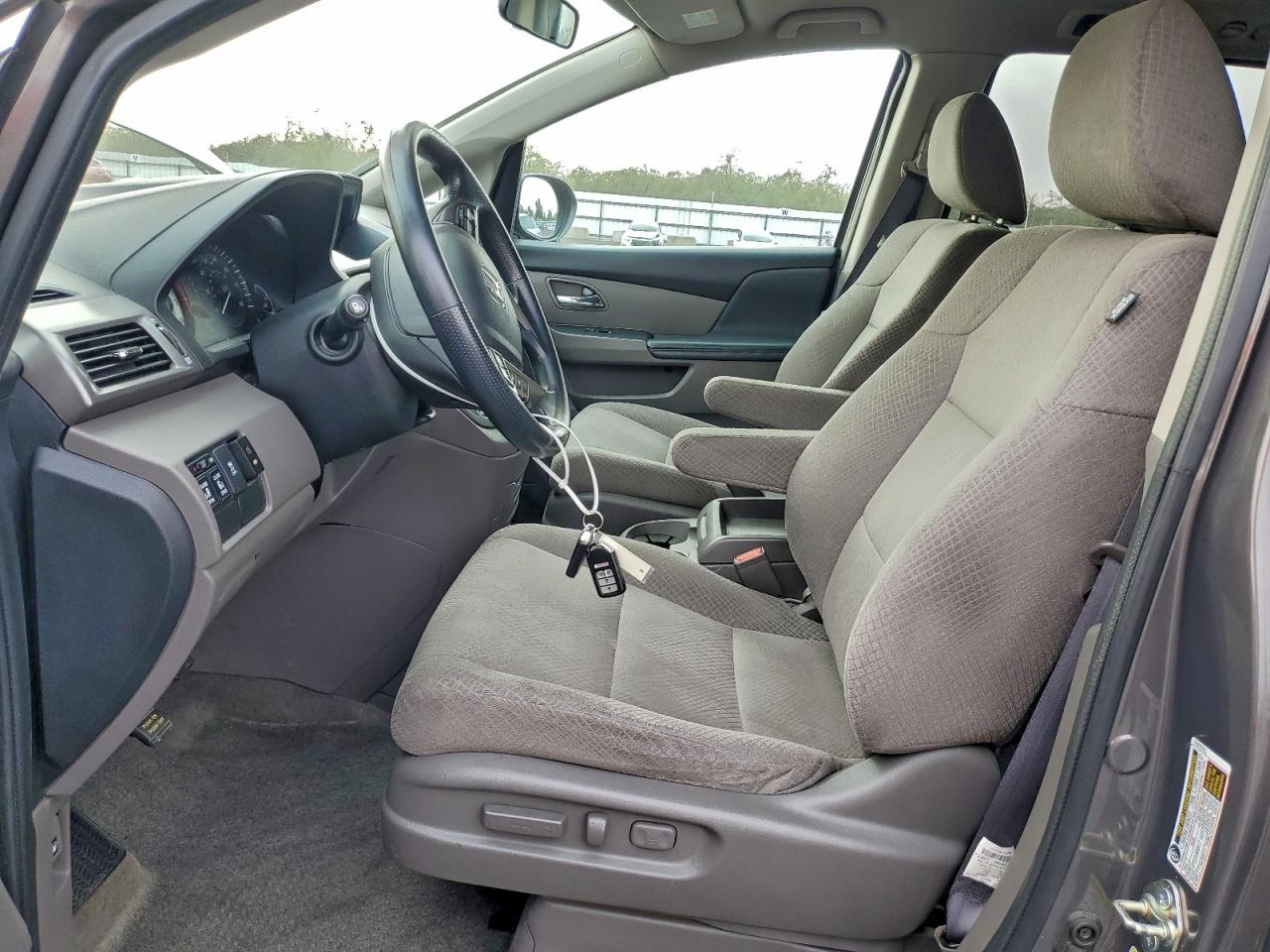 2017 Honda Odyssey Se VIN: 5FNRL5H38HB007057 Lot: 94756315