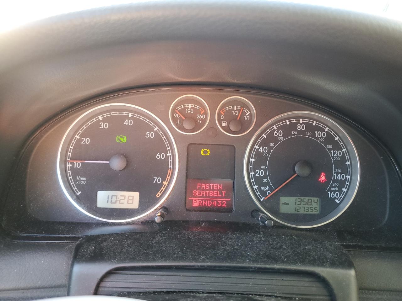 2004 Volkswagen Passat Glx 4Motion VIN: WVWTH63B84P196028 Lot: 93113975