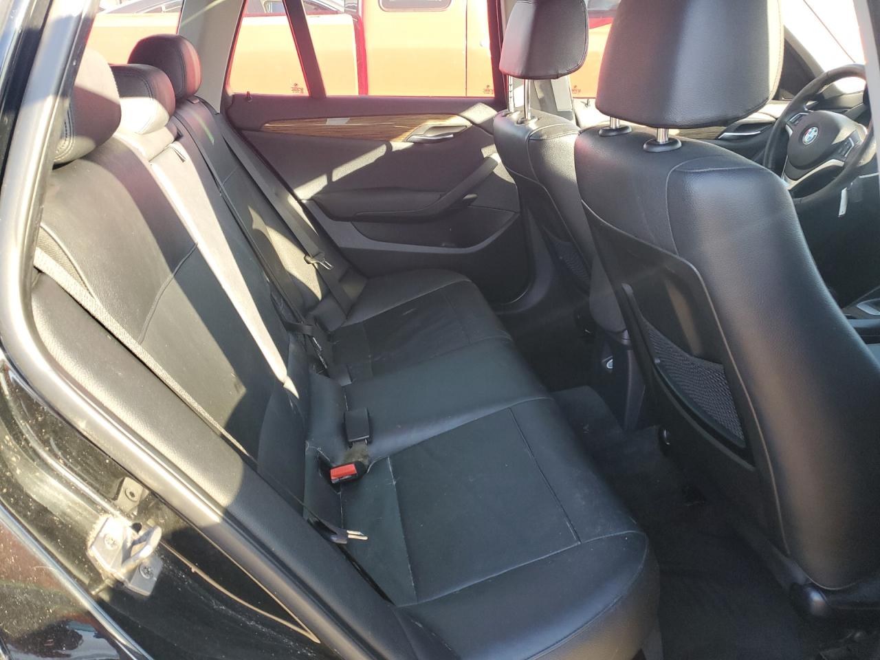 Фото: WBAVL1C51DVR82993