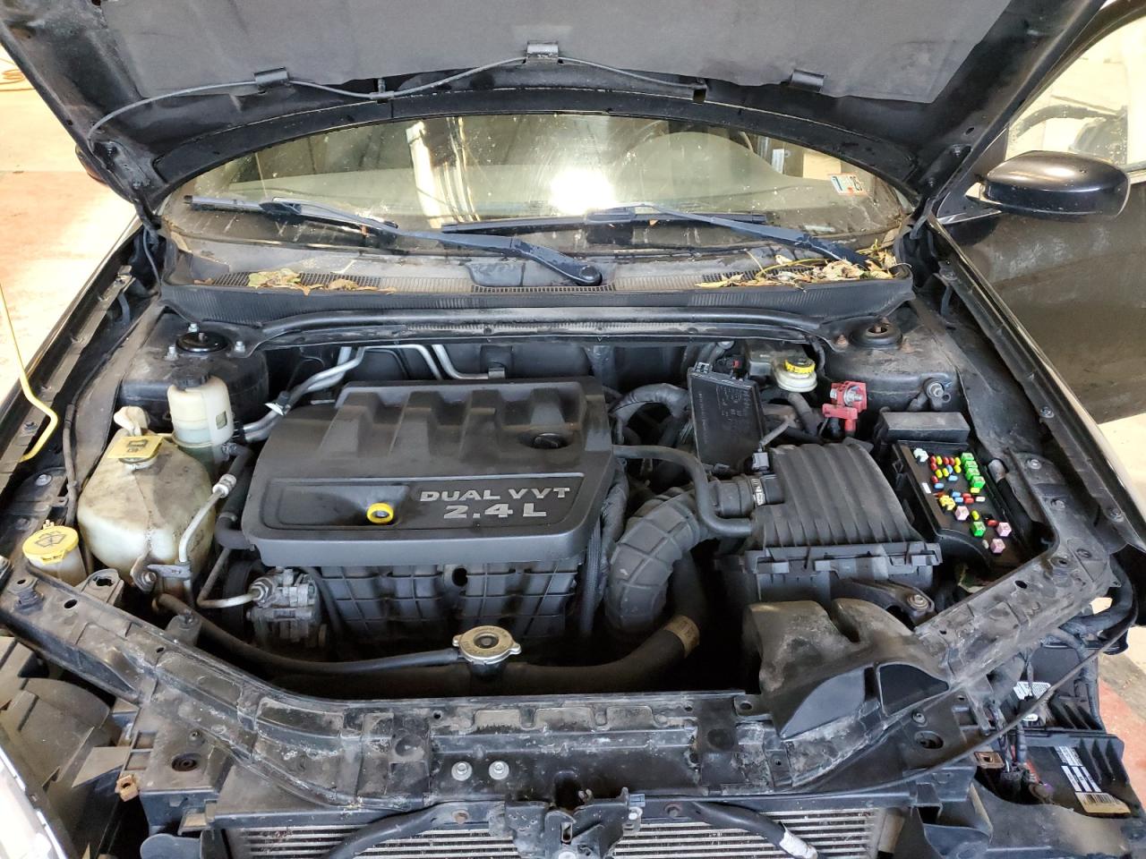 2013 Chrysler 200 Touring VIN: 1C3CCBBB6DN579572 Lot: 93139315