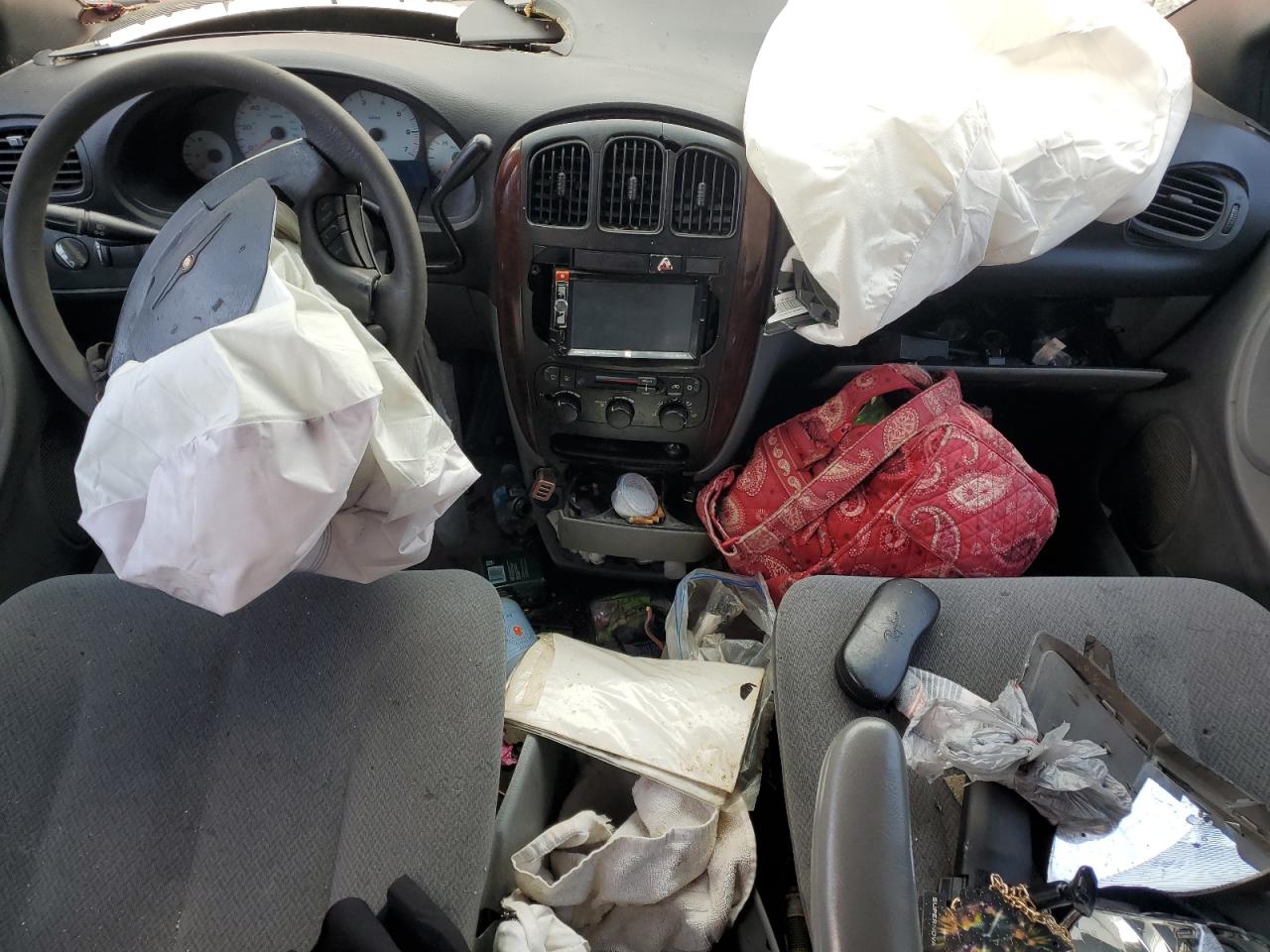 2004 Chrysler Town & Country Lx VIN: 2C4GP44RX4R604659 Lot: 91647165