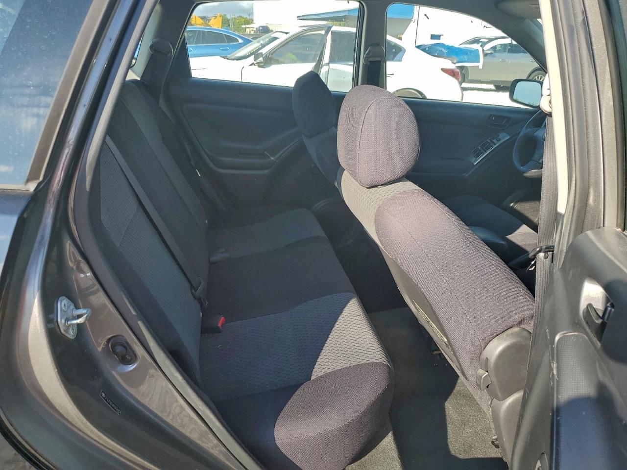 2006 Toyota Corolla Matrix Base VIN: 2T1LR32E46C552483 Lot: 93763885