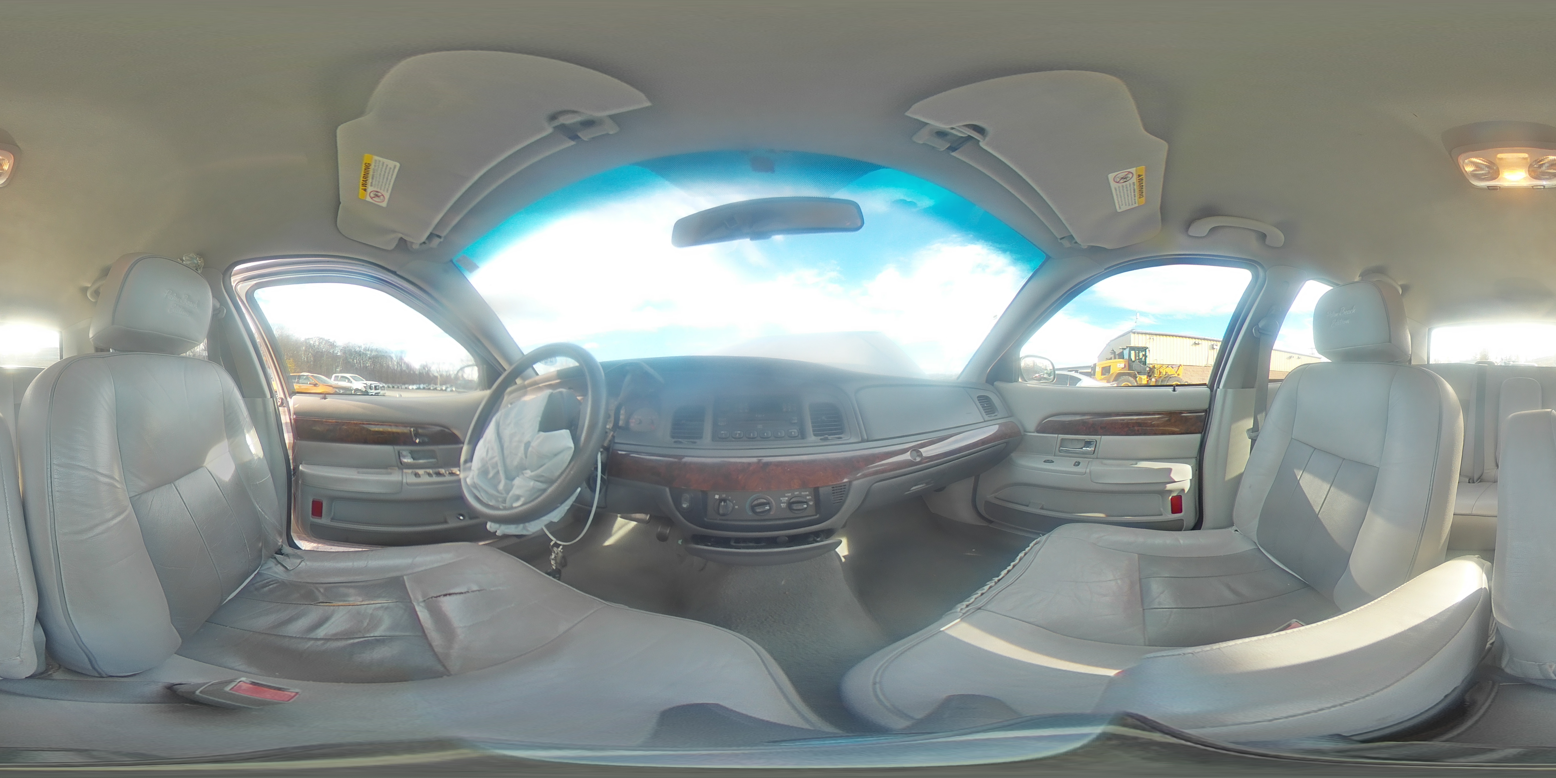 2005 Mercury Grand Marquis Gs VIN: 2MEFM74W35X607233 Lot: 93383075