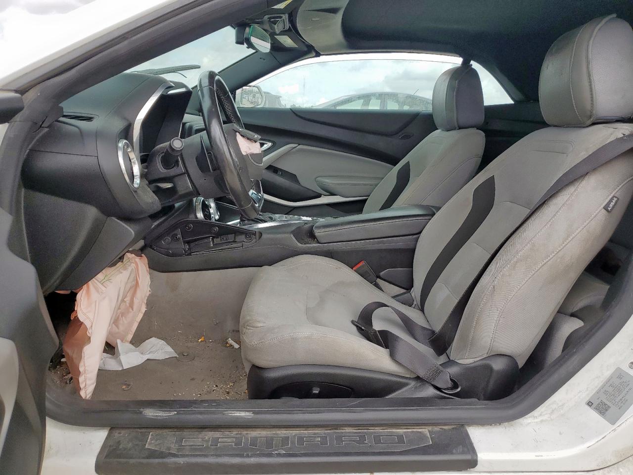 2020 Chevrolet Camaro Ls VIN: 1G1FB3DX9L0136721 Lot: 93375615