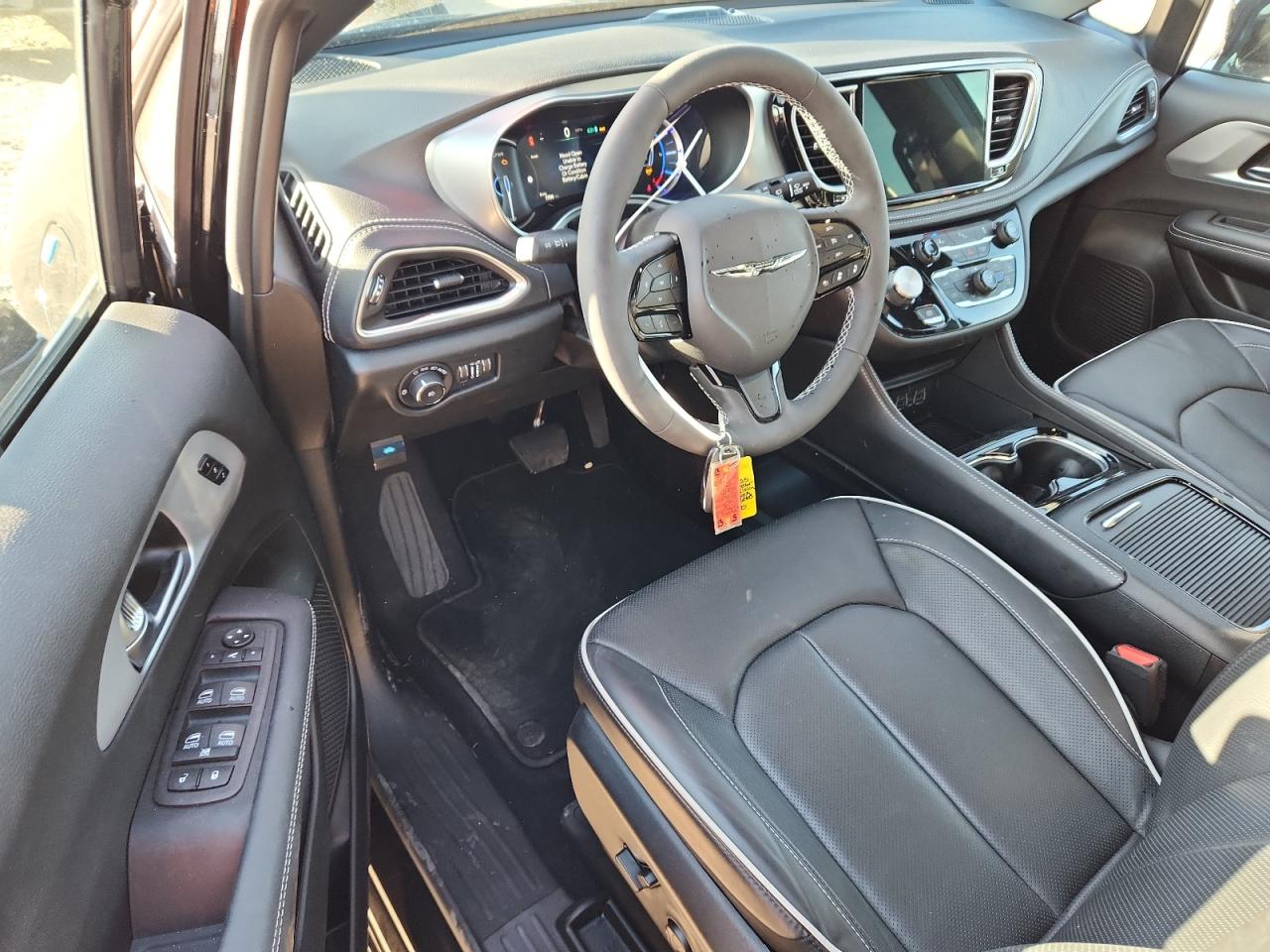 2025 Chrysler Pacifica Hybrid Select VIN: 2C4RC1S77SR576403 Lot: 91793605