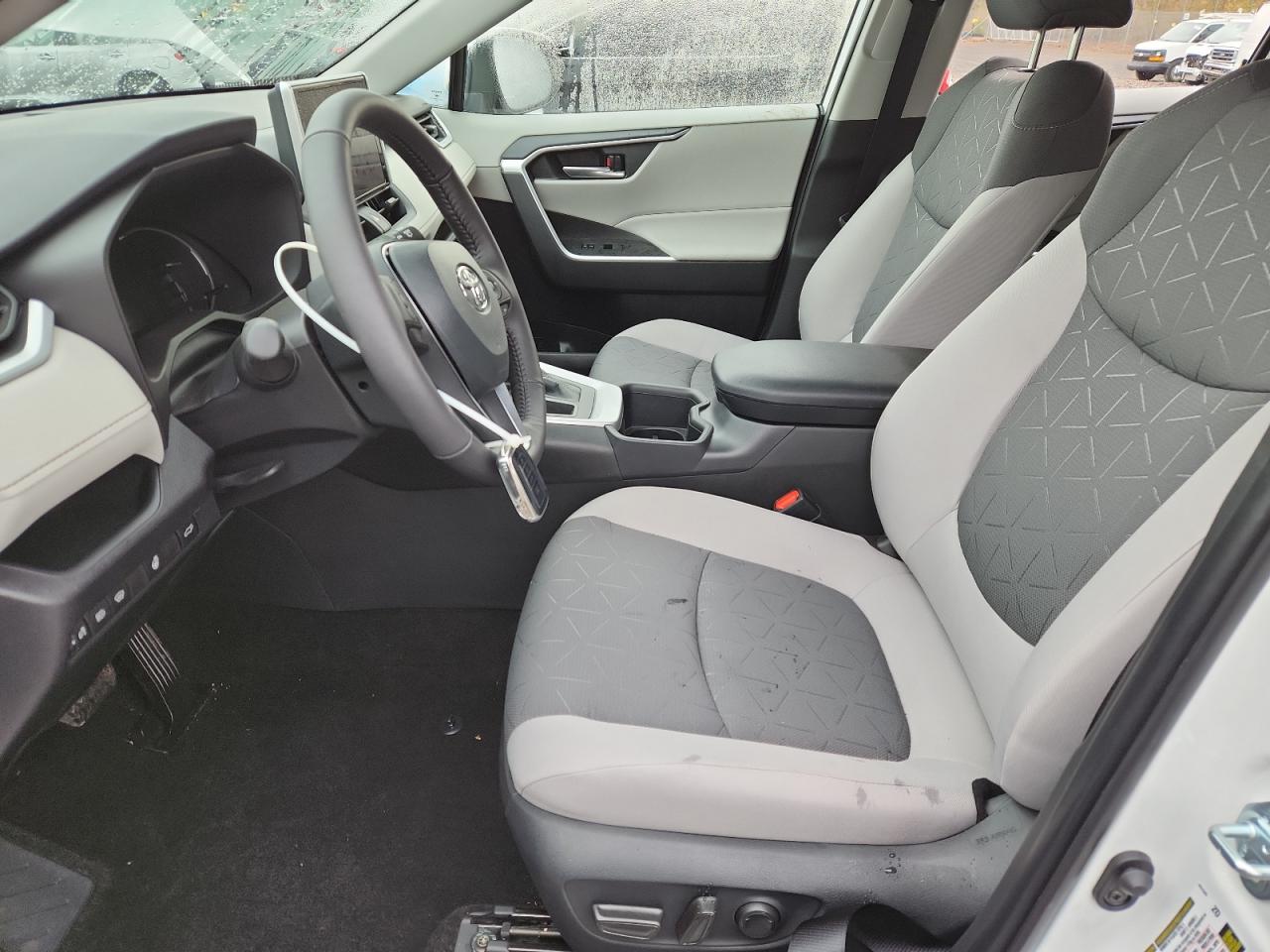 2025 Toyota Rav4 Xle VIN: 2T3P1RFVXSW599068 Lot: 93387735