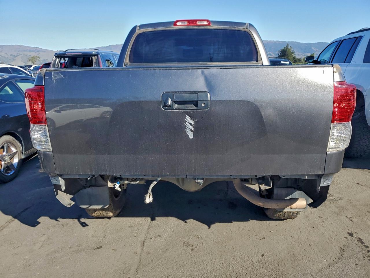 2011 Toyota Tundra Crewmax Limited VIN: 5TFHY5F1XBX163807 Lot: 93714645