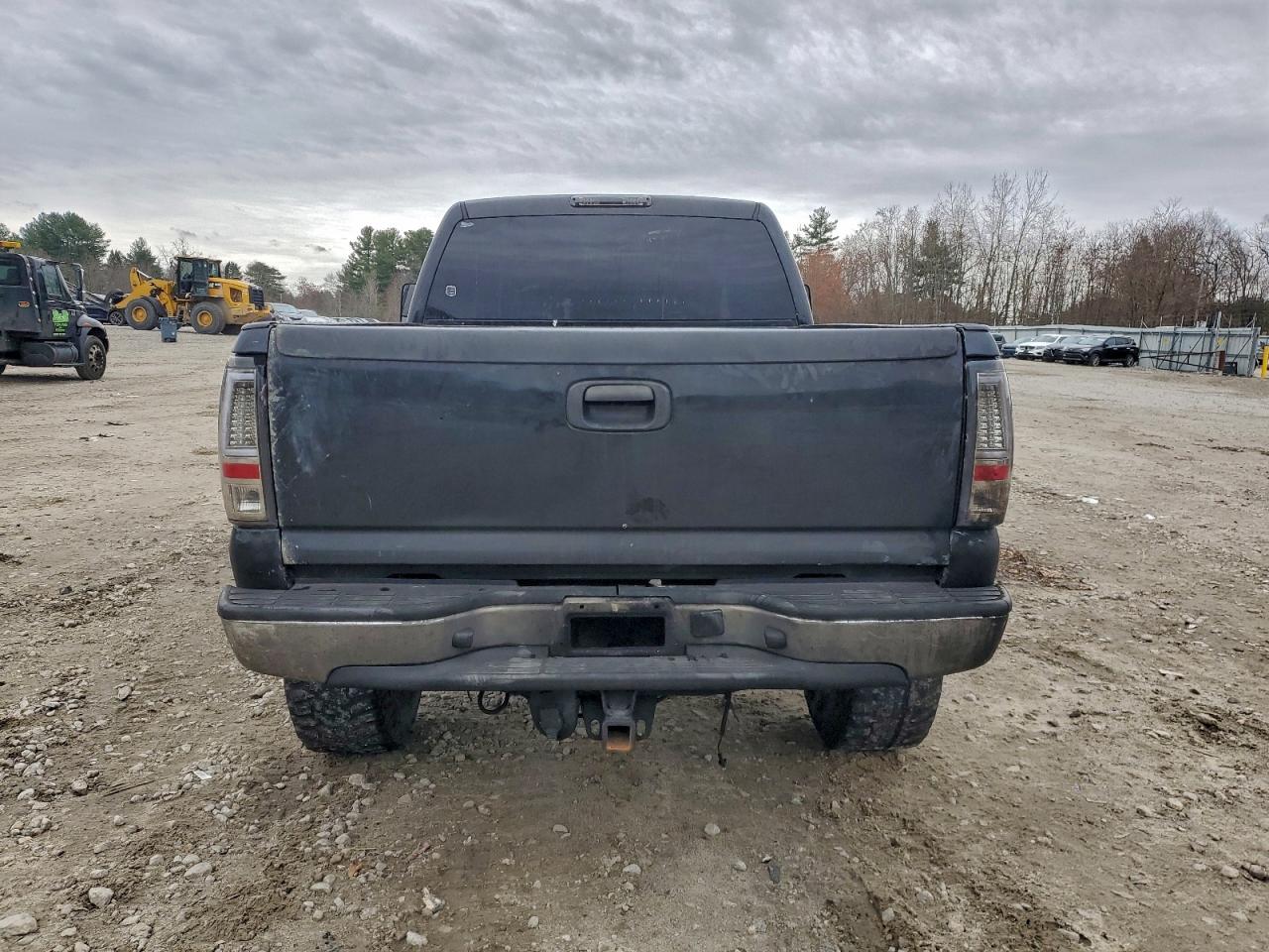 2005 Chevrolet Silverado K2500 Heavy Duty VIN: 1GCHK23235F832605 Lot: 94358855