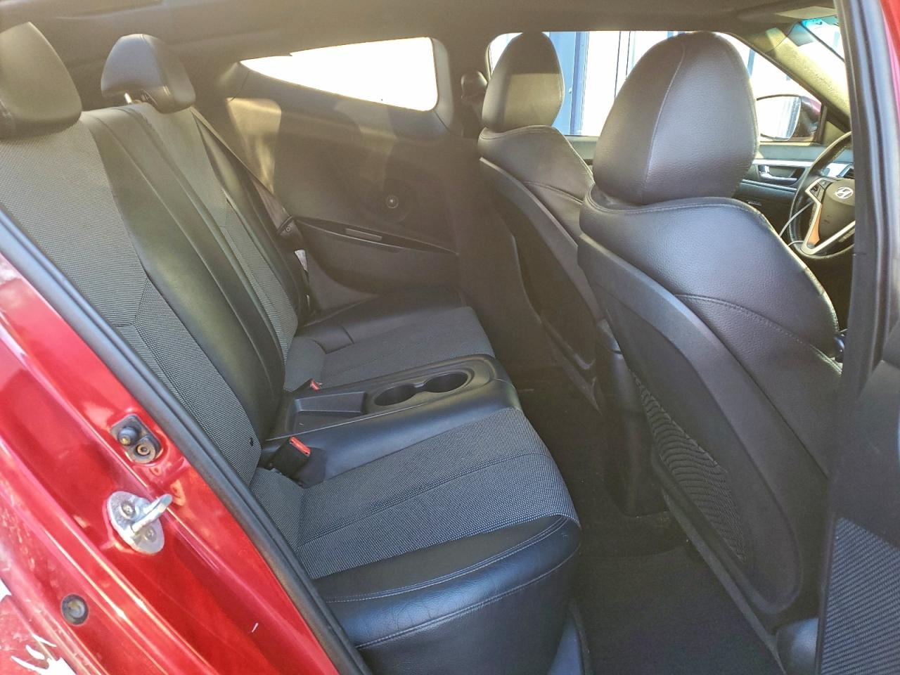 2016 Hyundai Veloster VIN: KMHTC6AD3GU290385 Lot: 94937475