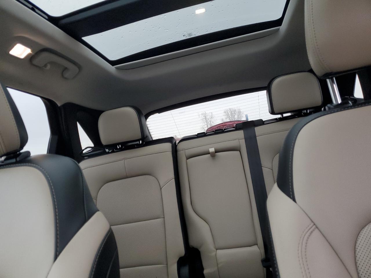 2022 Ford Escape Titanium VIN: 1FMCU9J97NUB86098 Lot: 93633305