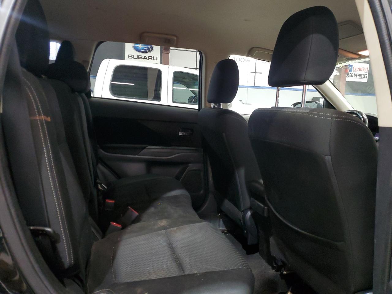 2017 Mitsubishi Outlander Es VIN: JA4AZ2A33HZ052349 Lot: 93496235