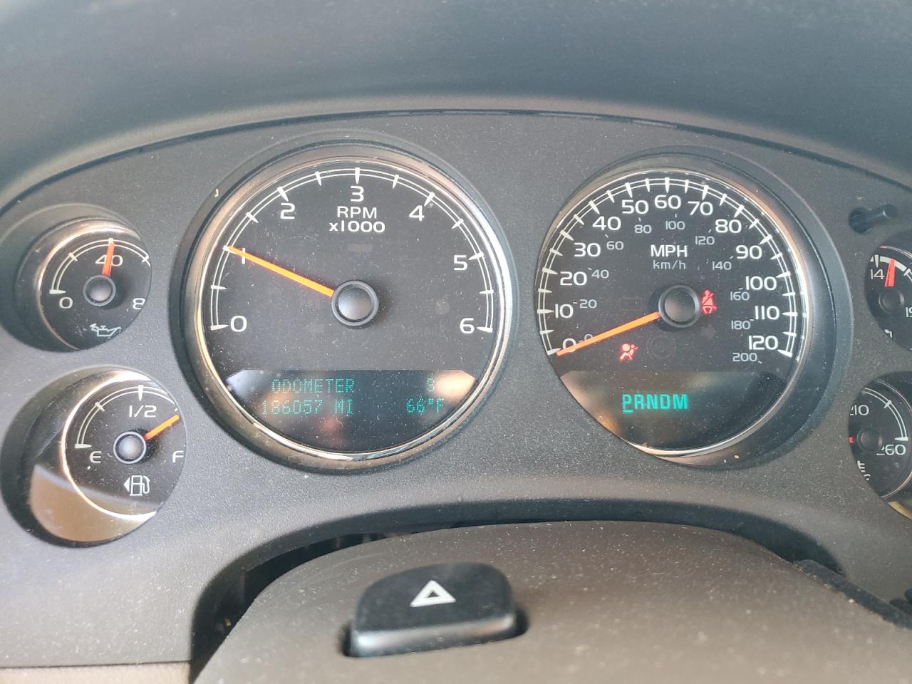 2013 Chevrolet Tahoe C1500 Lt VIN: 1GNSCBE08DR318879 Lot: 90428835