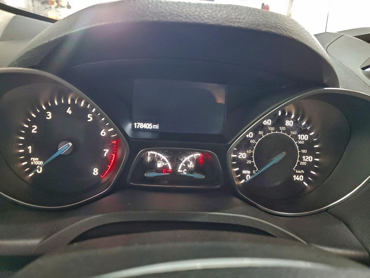 2018 Ford Escape Se VIN: 1FMCU9GD2JUB40281 Lot: 94390825