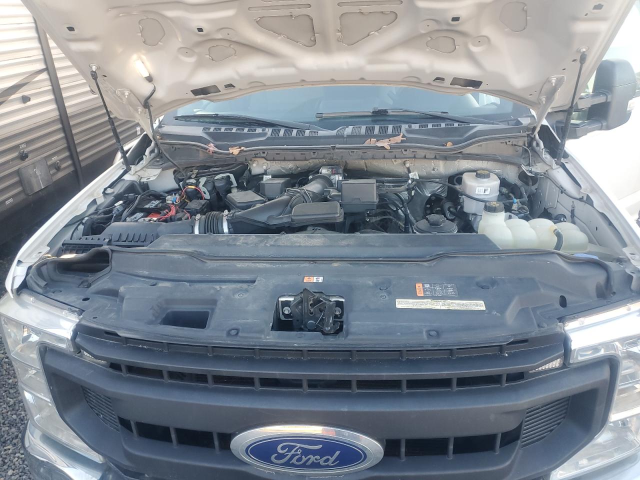 2020 Ford F350 Super Duty Utility / Service Truck VIN: 1FDRF3H69LEC55782 Lot: 92916915