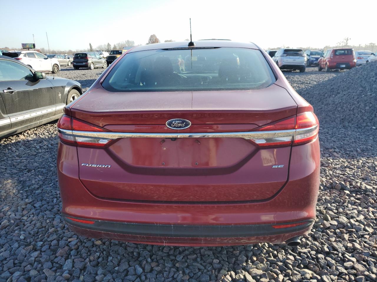 2017 Ford Fusion Se VIN: 3FA6P0H73HR135594 Lot: 92109835