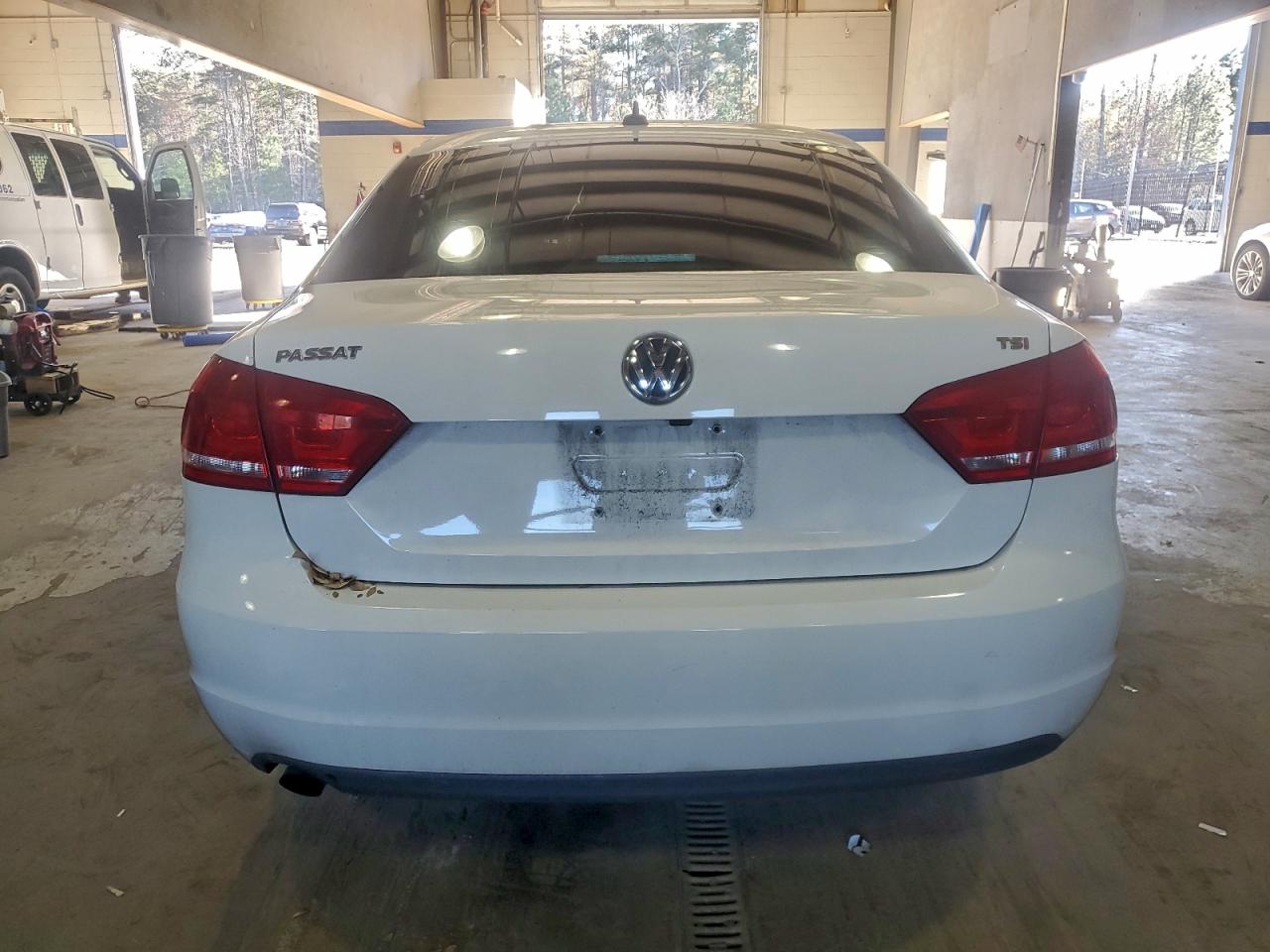 2015 Volkswagen Passat S VIN: 1VWAT7A36FC102419 Lot: 93479665