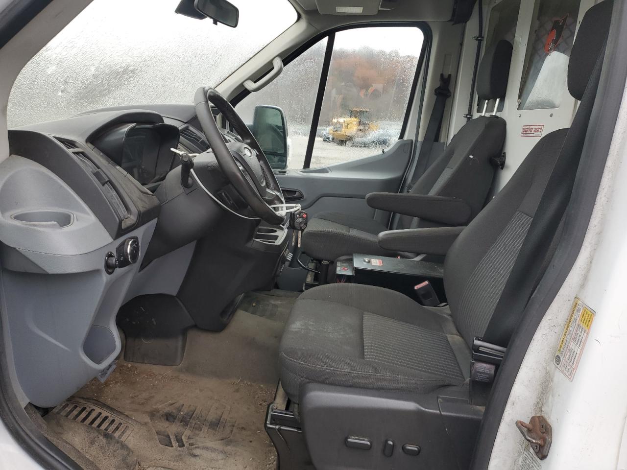 2016 Ford Transit T- Utility / Service Van VIN: 1FTBF4XV9GKB48677 Lot: 91821355