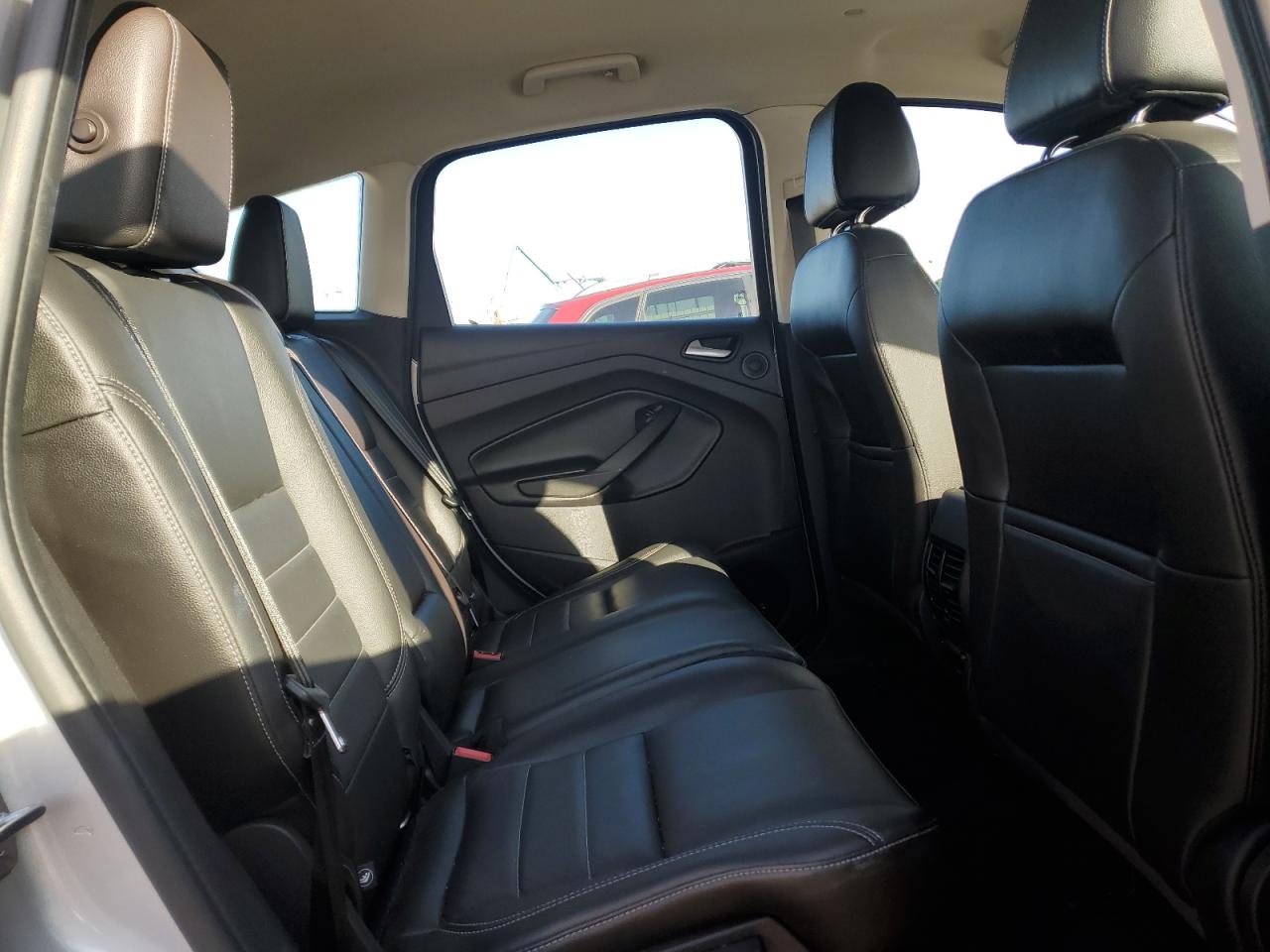 2015 Ford C-Max Sel VIN: 1FADP5BU4FL124747 Lot: 92652845