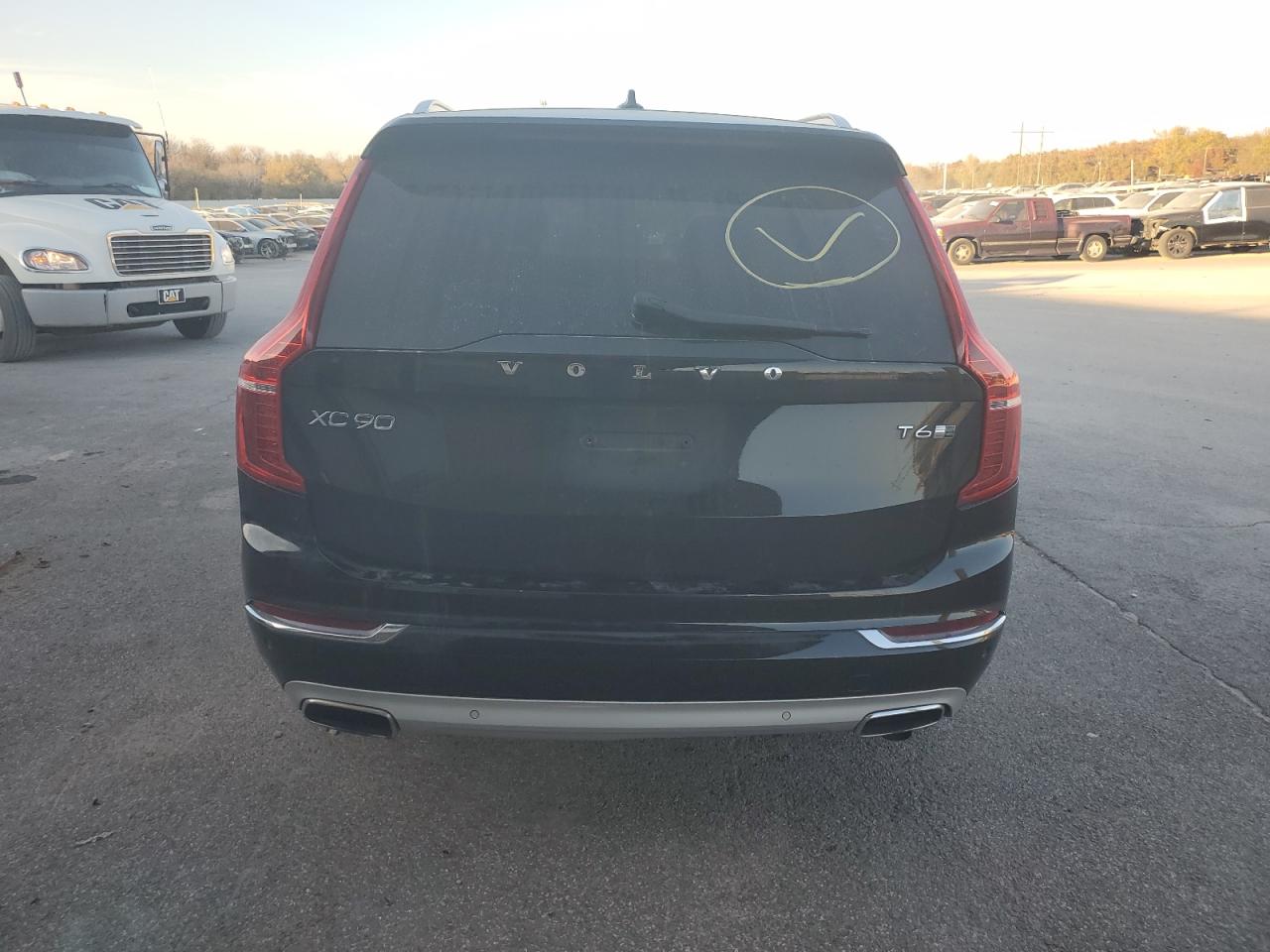 2018 Volvo Xc90 T6 VIN: YV4A22PL7J1333122 Lot: 92819825